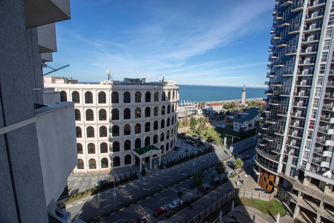 Blue Star Batumi Aparthotel Ngoại thất bức ảnh