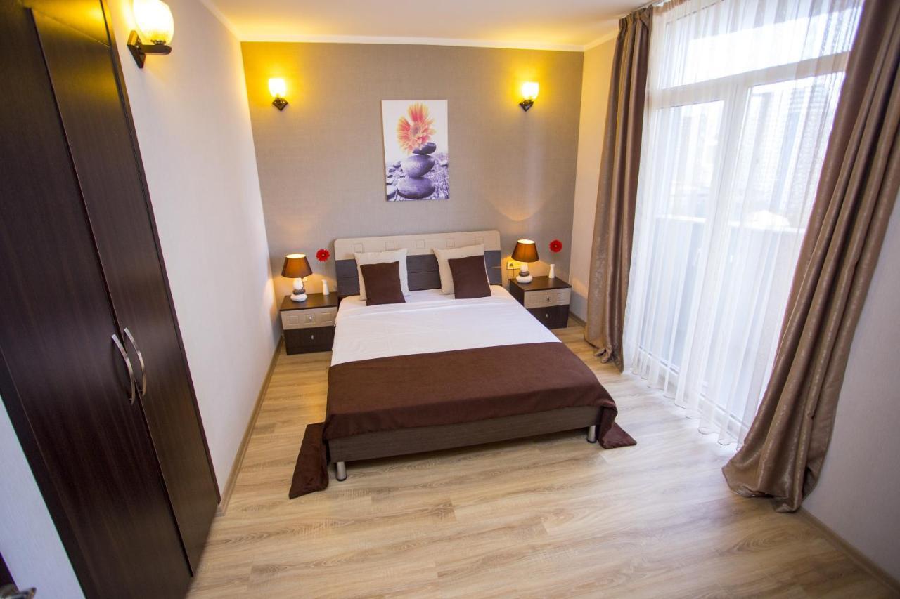 Blue Star Batumi Aparthotel Ngoại thất bức ảnh